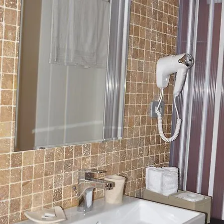 Oda ve Kahvaltı Da Ri 4*